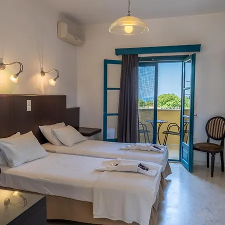 Karavostasi Beach 3* Пердика