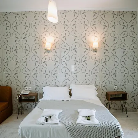 Karavostasi Beach Отель 3*